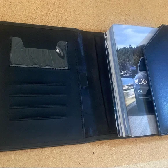 2010 BMW X5 Owner’s Manual & Case with Additional Panphlets